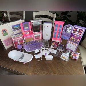 Goldlok  Lot Toys Barbie Size Kitchen and Home Furniture Pieces